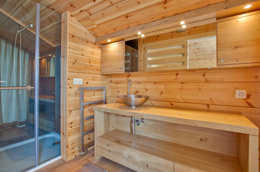 alpine-chalet-sauna.jpg