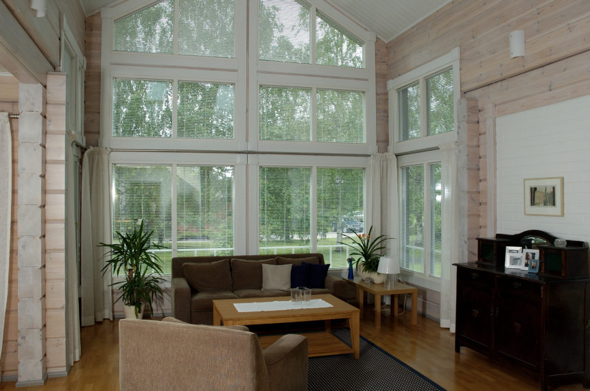 Honka Serenata is a popular design with high ceilings and wonderfully light-filled living room.