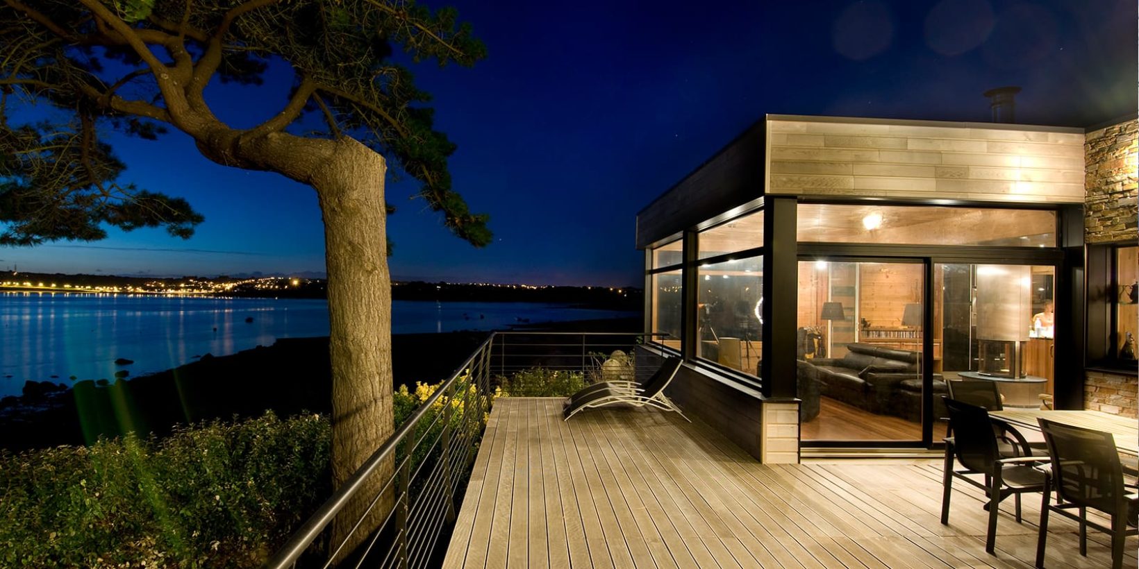 Benefits of log house combined with exceptional architecture. Honka log homes.