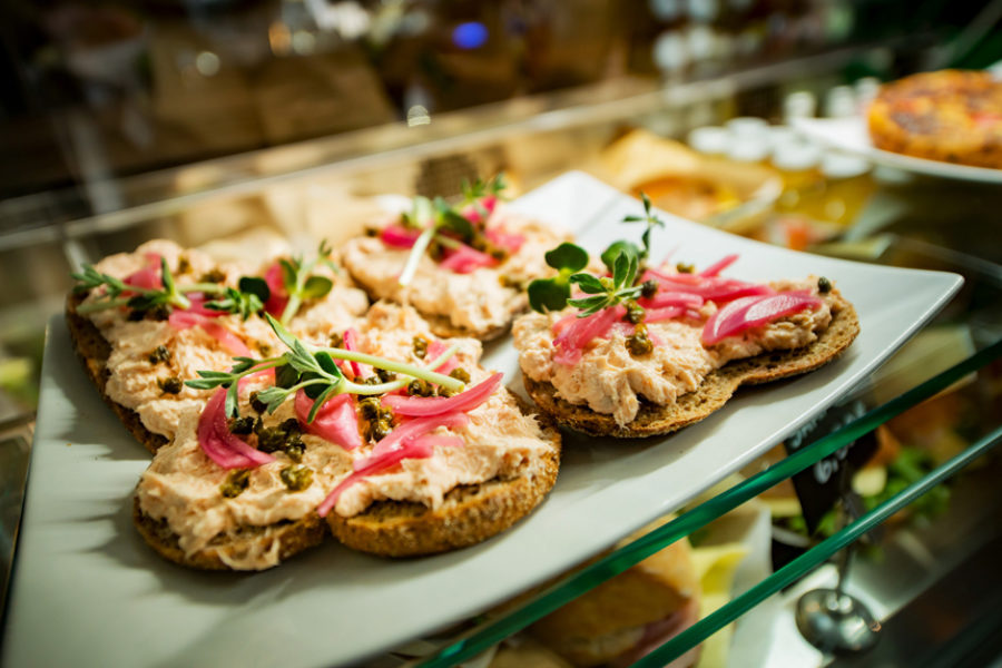 honkarakenne-nokkalan-majakka-finland_food-860.jpg