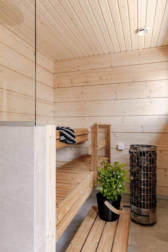 A Halti Log Cabin for Year-Round Living on Lake Saimaa for Tanja, Harri and their adult children