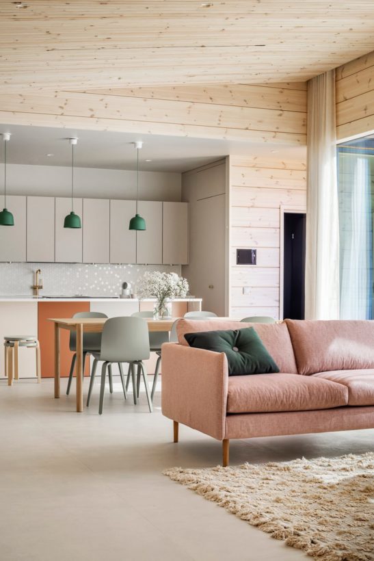 Honka - Gentle wood and pastel colours – this is the modern log home of Juuso and his family
