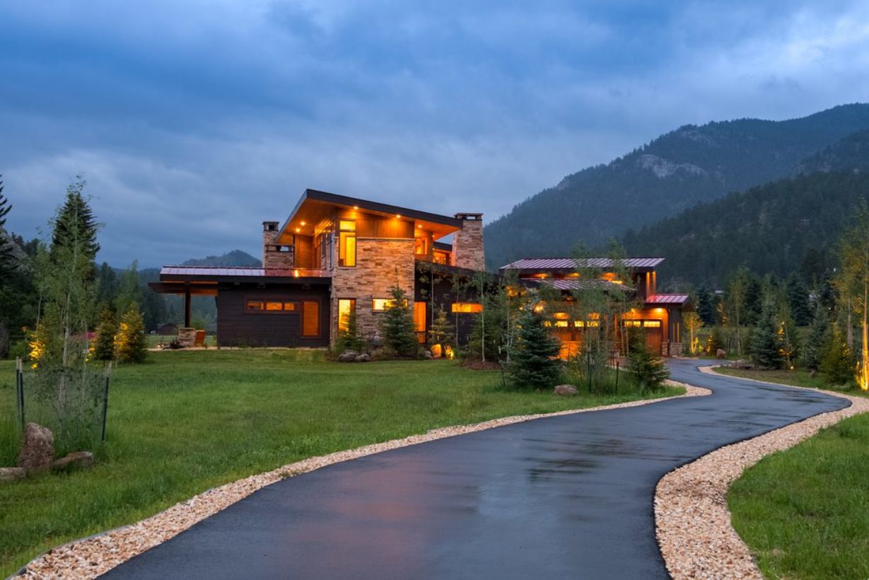 Upper Bear Creek – A bespoke, modern Honka house in the United States