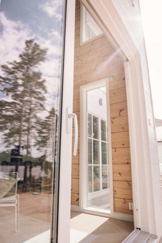 Six months living in a log house, how does it feel? Get inspired by Kaisa's log home.