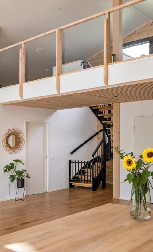 Modern Honka log home in Finland, Lindawilhelminaa, Honka Tribe