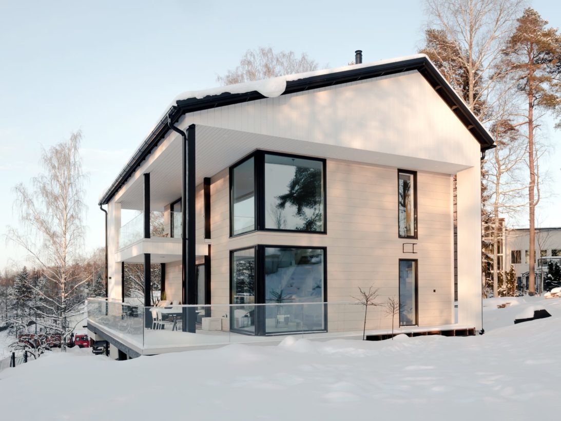 Light and bright modern log house – This is the home of Krista, Tommi, Klaudia and Amanda
