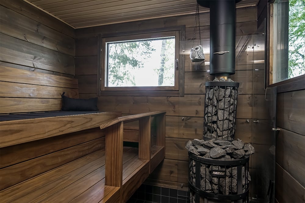 Honkarakenne log house Puolikuu sauna