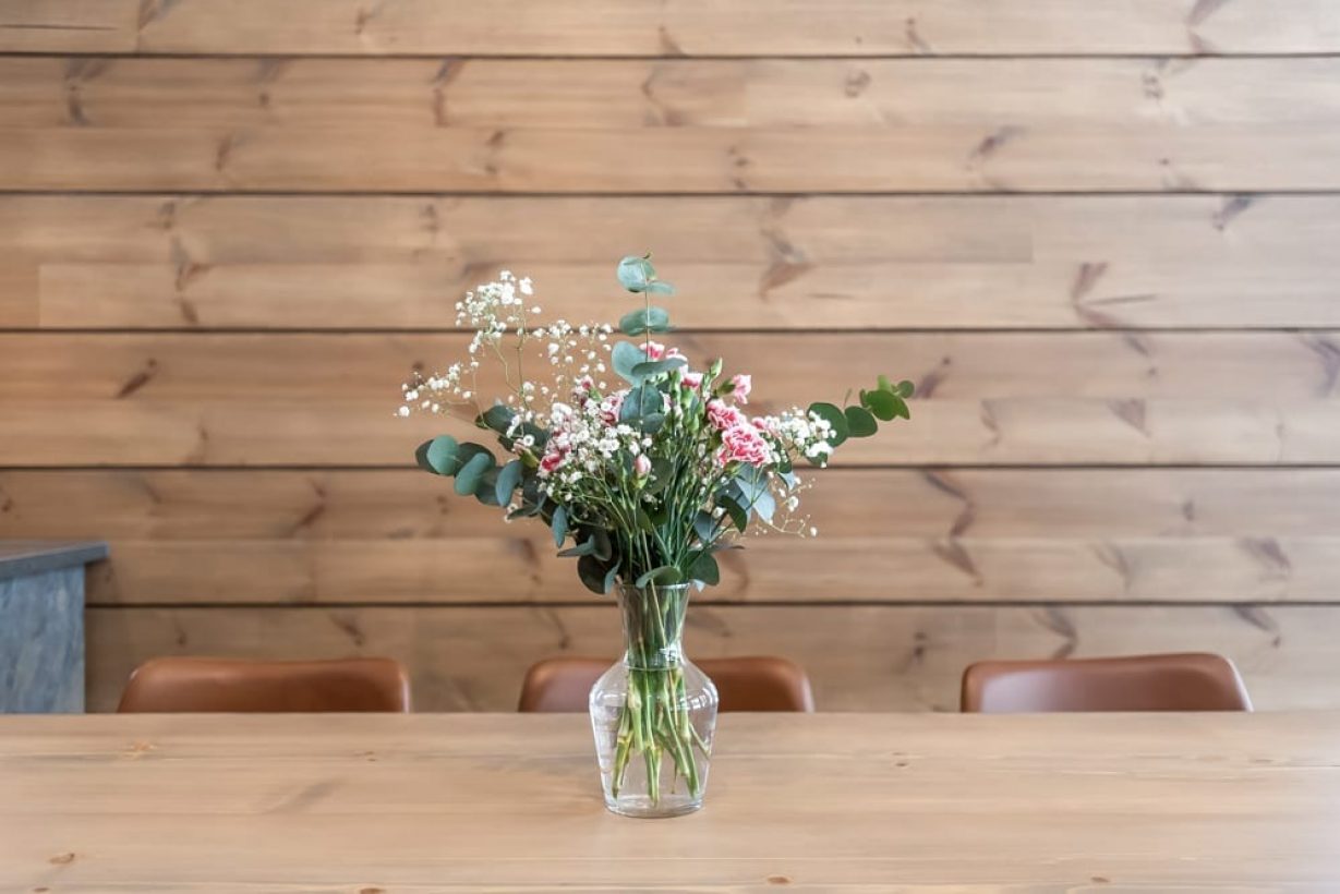 Breathing is easy in the atmospheric Honka log cabin home loved by Ellinor and Adrian