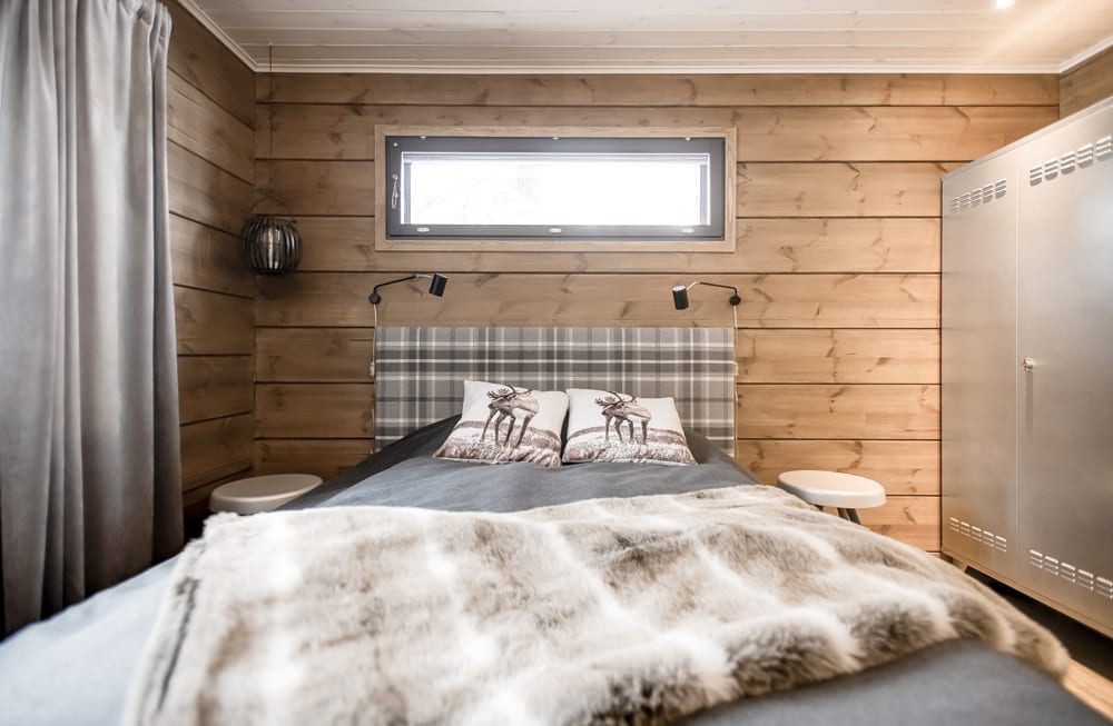 Breathing is easy in the atmospheric Honka log cabin home loved by Ellinor and Adrian