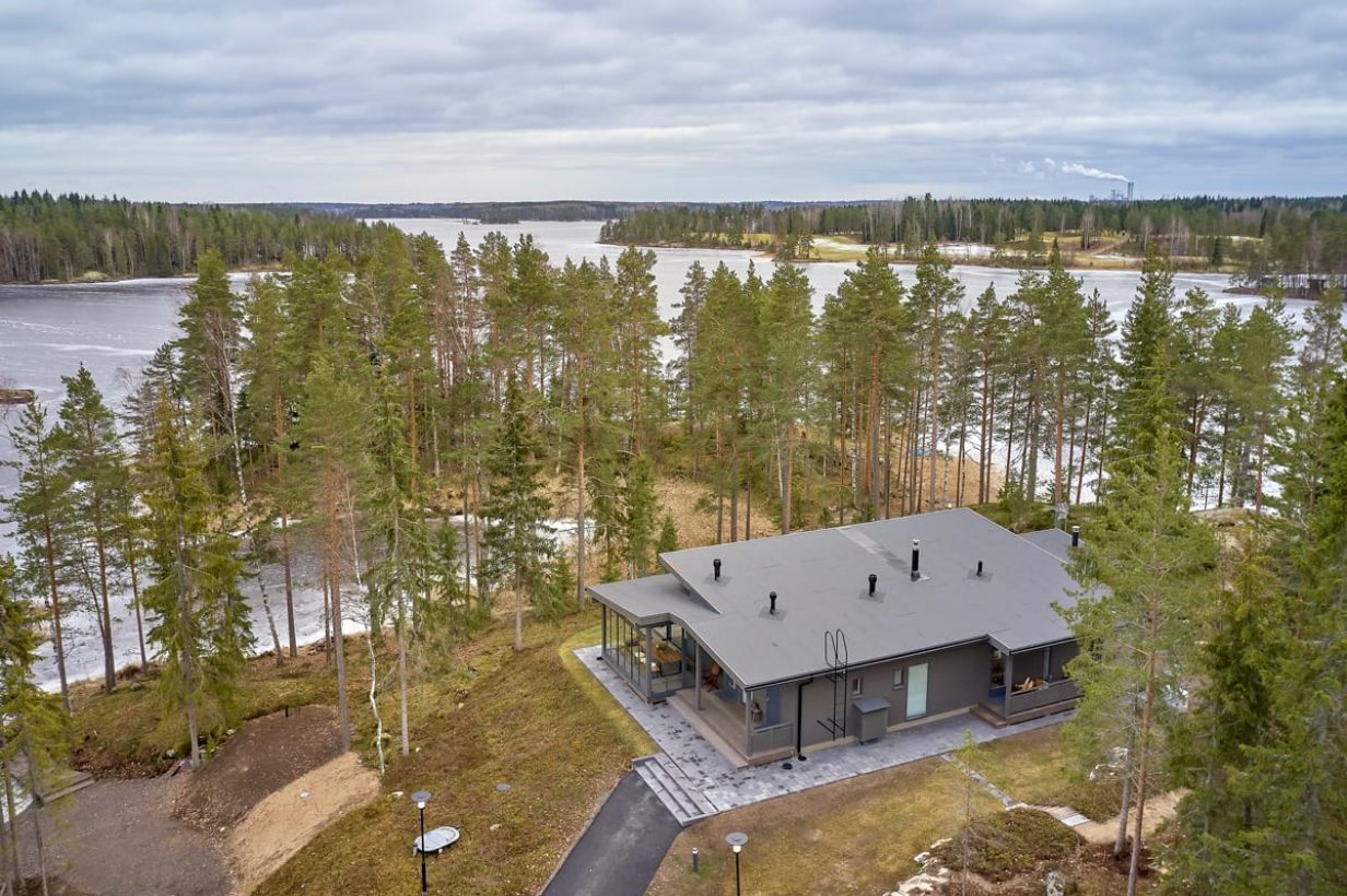 A once-in-a-lifetime property - Log home by Honkarakenne