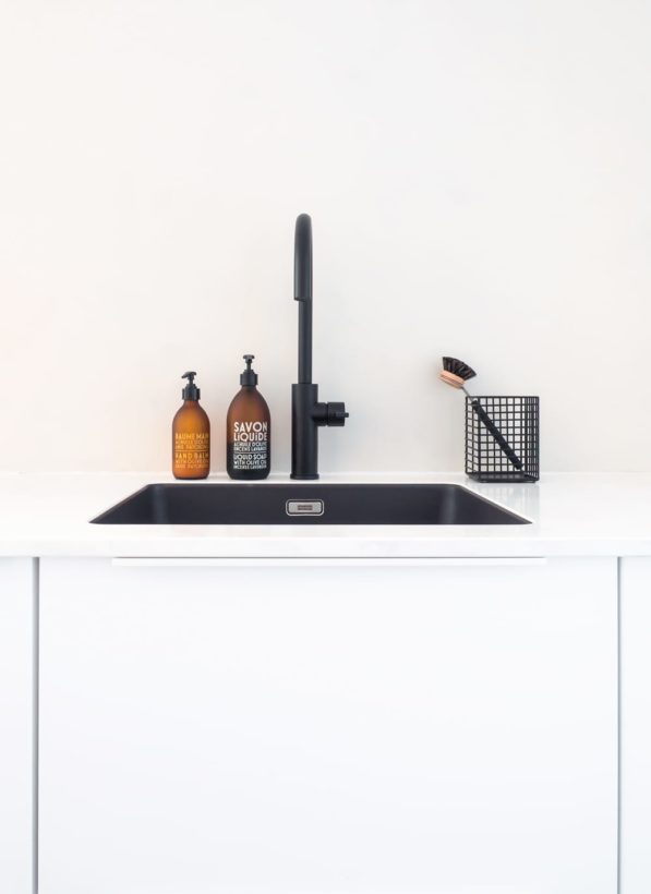 Light and bright modern log house – This is the home of Krista, Tommi, Klaudia and Amanda