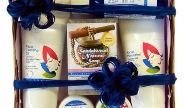 Gift Mum a Fabulous Sandalwood Skin Caring Organic Daily Skin Care Pack! 